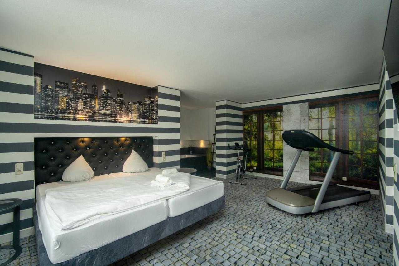 Hotel Sl'otel Im Parforcehaus 4*