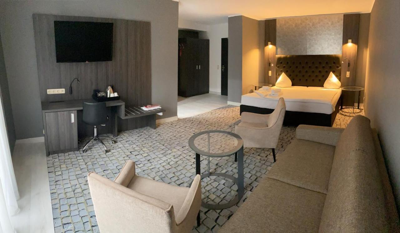 Sl'otel Im Parforcehaus 4* Bernburg