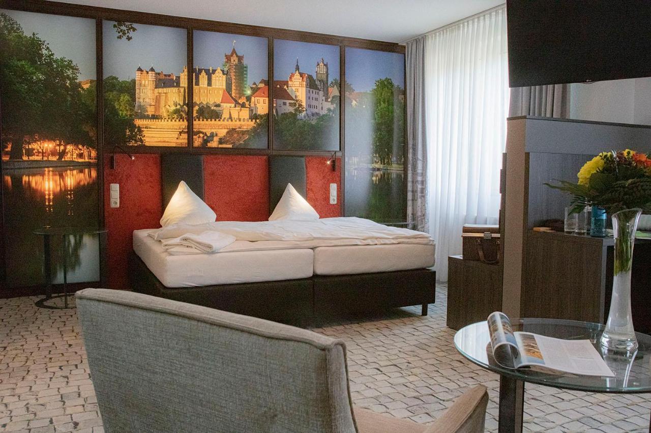 Hotel Sl'otel Im Parforcehaus 4*