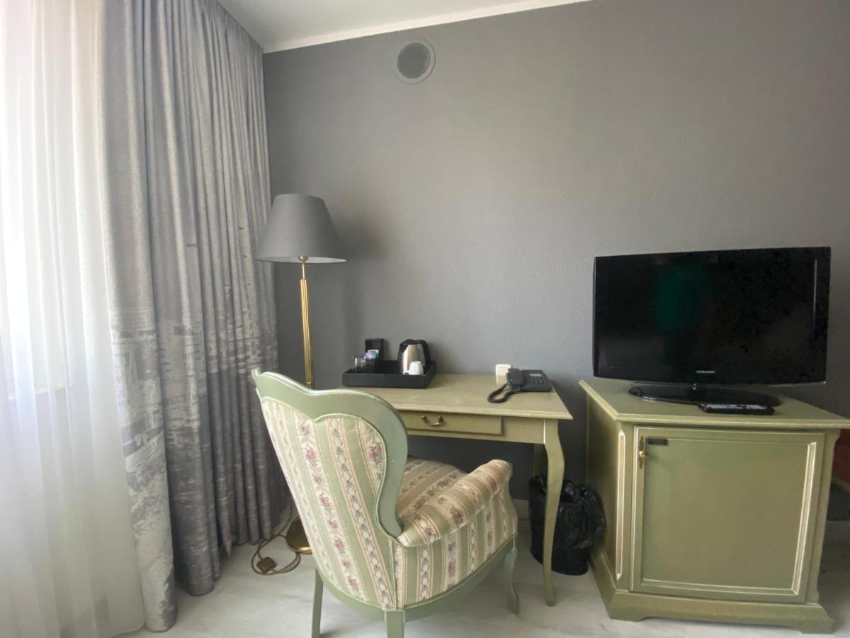 Hotel Sl'otel Im Parforcehaus 4*